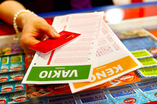 Veikkauksen kuponkeja: Vakio, Keno, Lotto